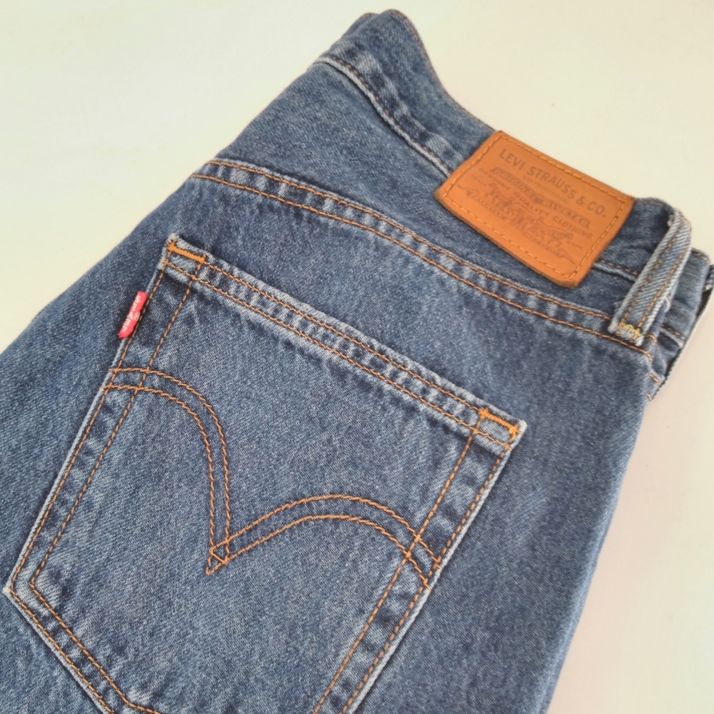Levi's Premium Ribcage Straight Fringe Bottom - Picture 3 of 11